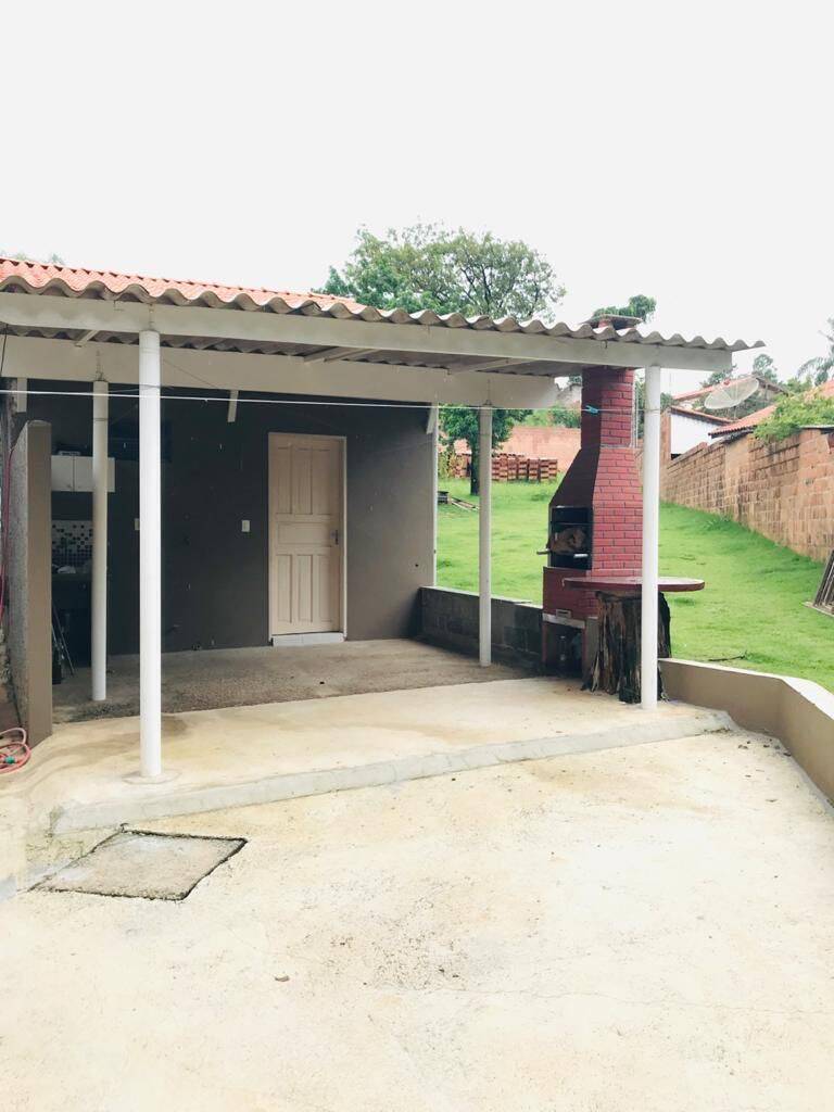 Chácara à venda com 4 quartos, 170m² - Foto 13