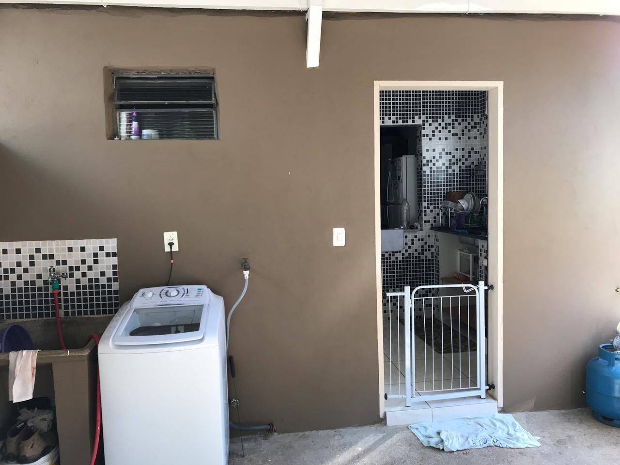 Chácara à venda com 4 quartos, 170m² - Foto 12
