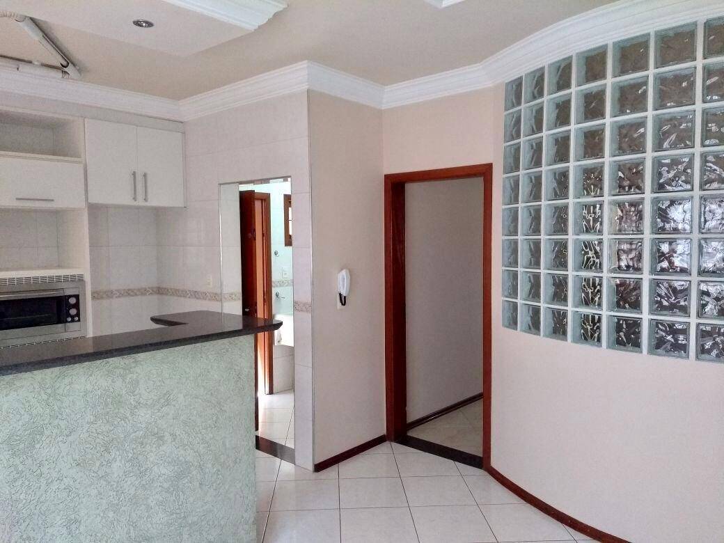 Depósito-Galpão-Armazém à venda com 3 quartos, 200m² - Foto 2