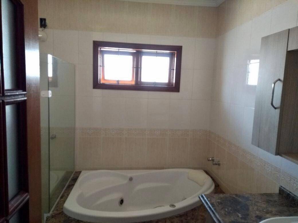 Depósito-Galpão-Armazém à venda com 3 quartos, 200m² - Foto 17