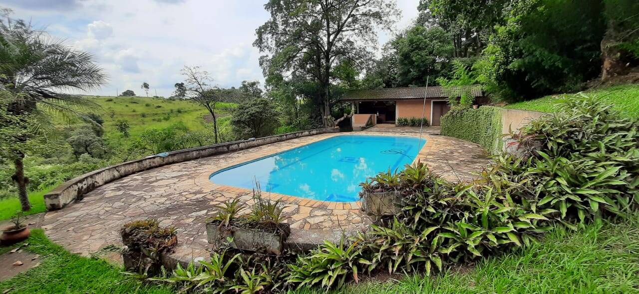 Chácara à venda com 4 quartos, 461m² - Foto 27