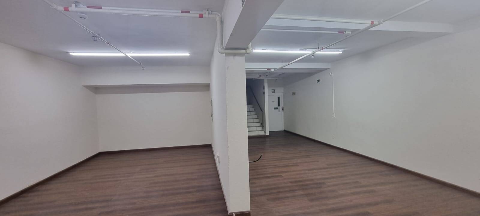 Prédio Inteiro para alugar, 950m² - Foto 25