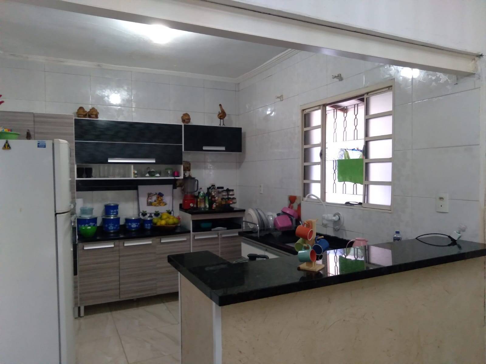Depósito-Galpão-Armazém à venda com 4 quartos, 198m² - Foto 1