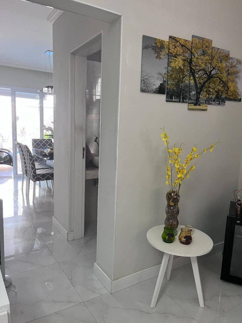 Casa, 3 quartos, 170 m² - Foto 2