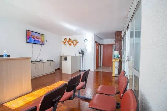 Depósito-Galpão-Armazém à venda com 4 quartos, 279m² - Foto 1