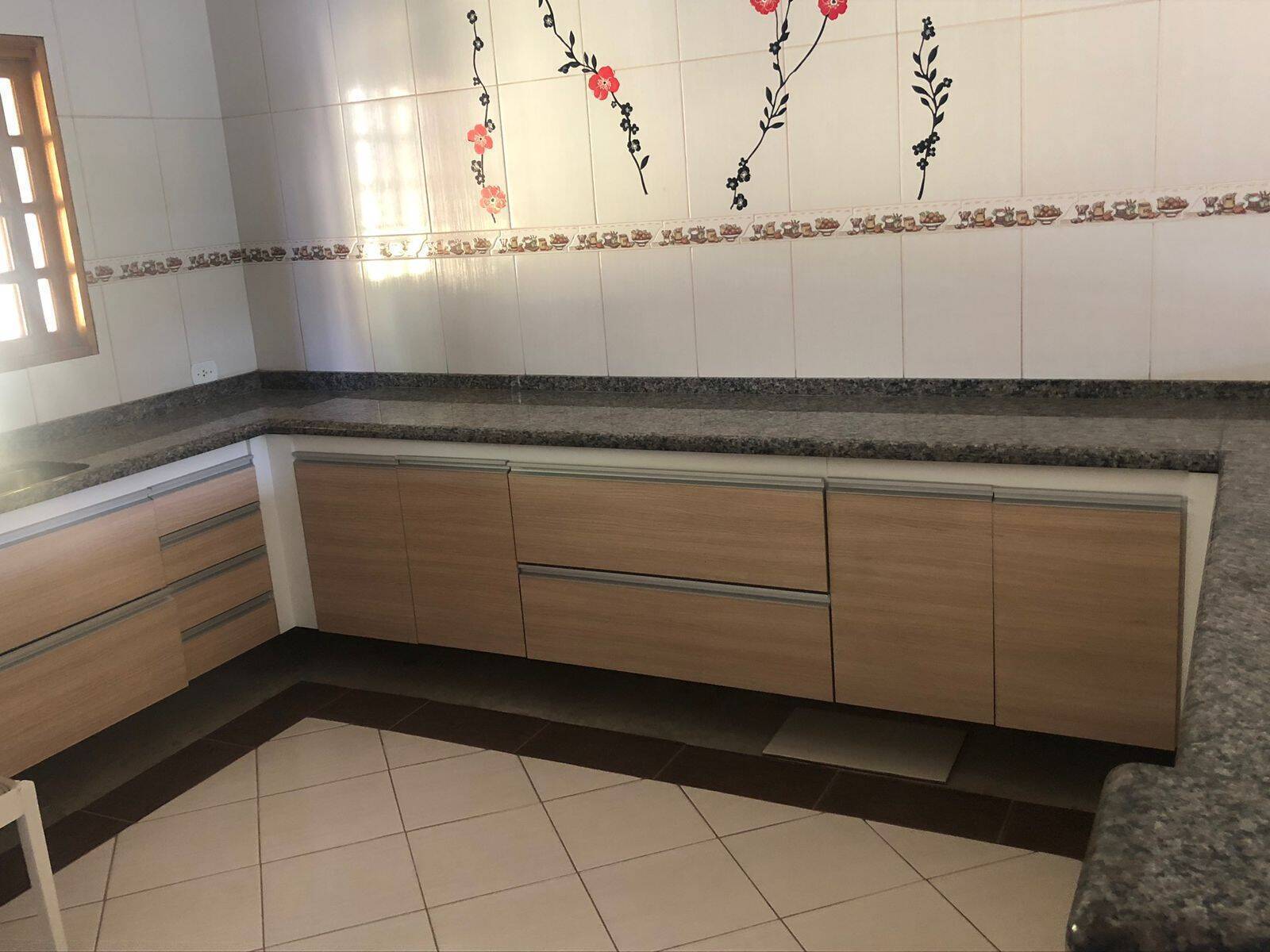 Chácara à venda com 3 quartos, 2500m² - Foto 7