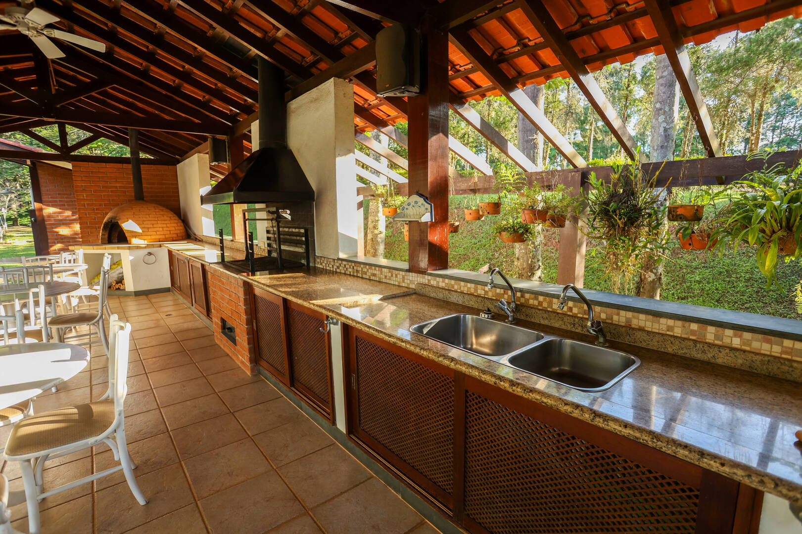 Chácara à venda com 6 quartos, 23400m² - Foto 7