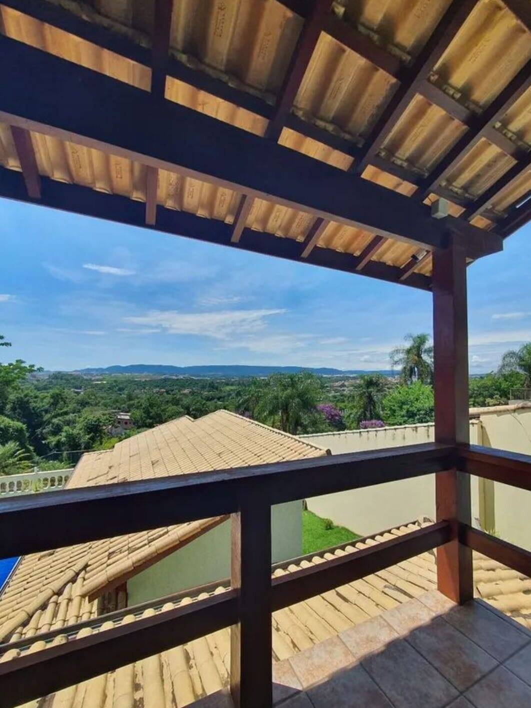 Chácara à venda com 4 quartos, 308m² - Foto 4