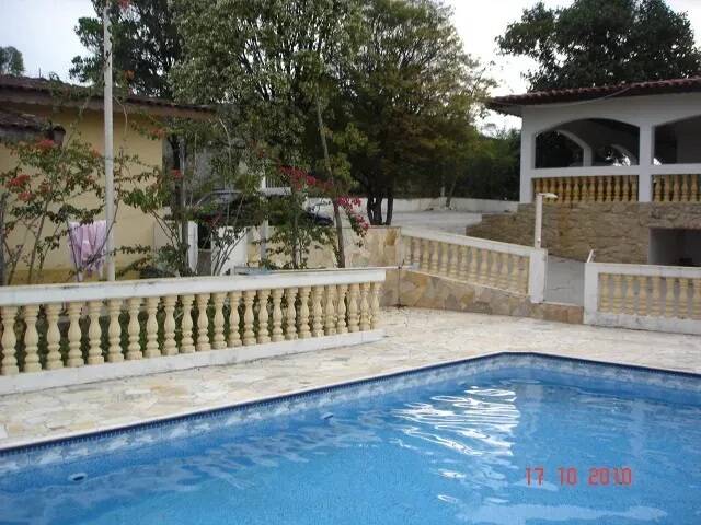 Chácara à venda com 7 quartos, 800m² - Foto 2