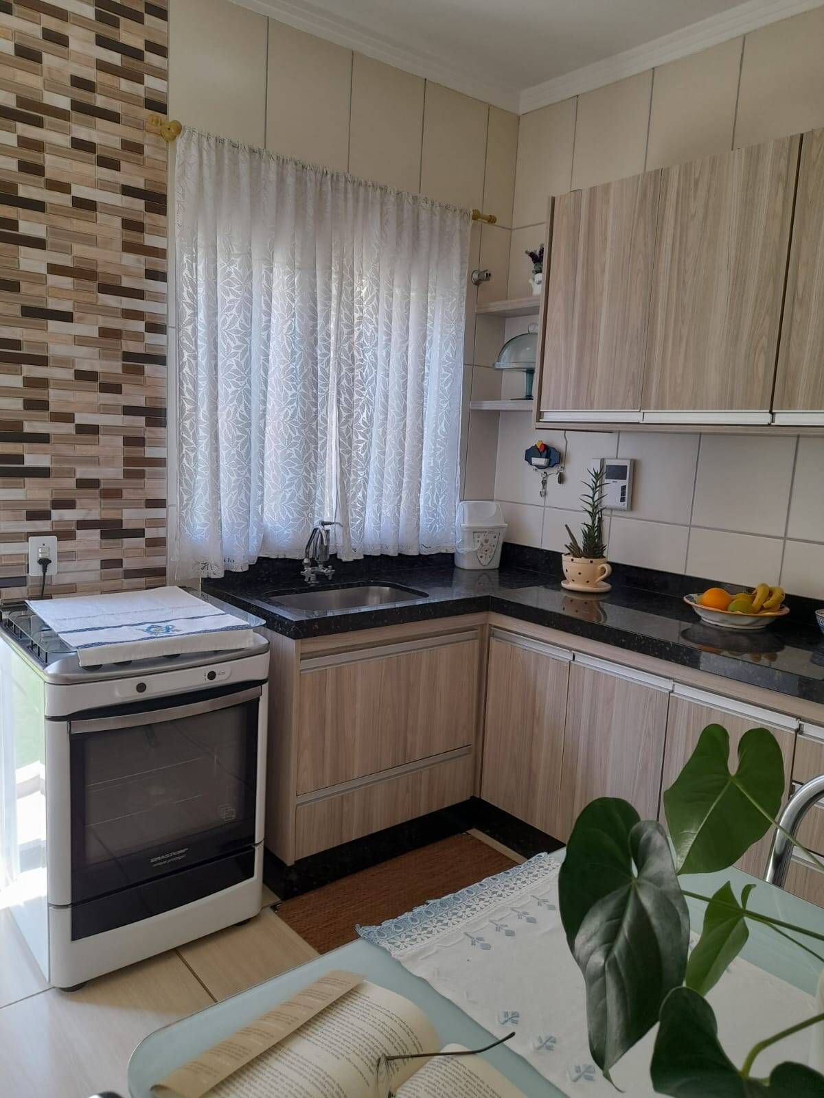 Depósito-Galpão-Armazém à venda com 4 quartos, 220m² - Foto 2