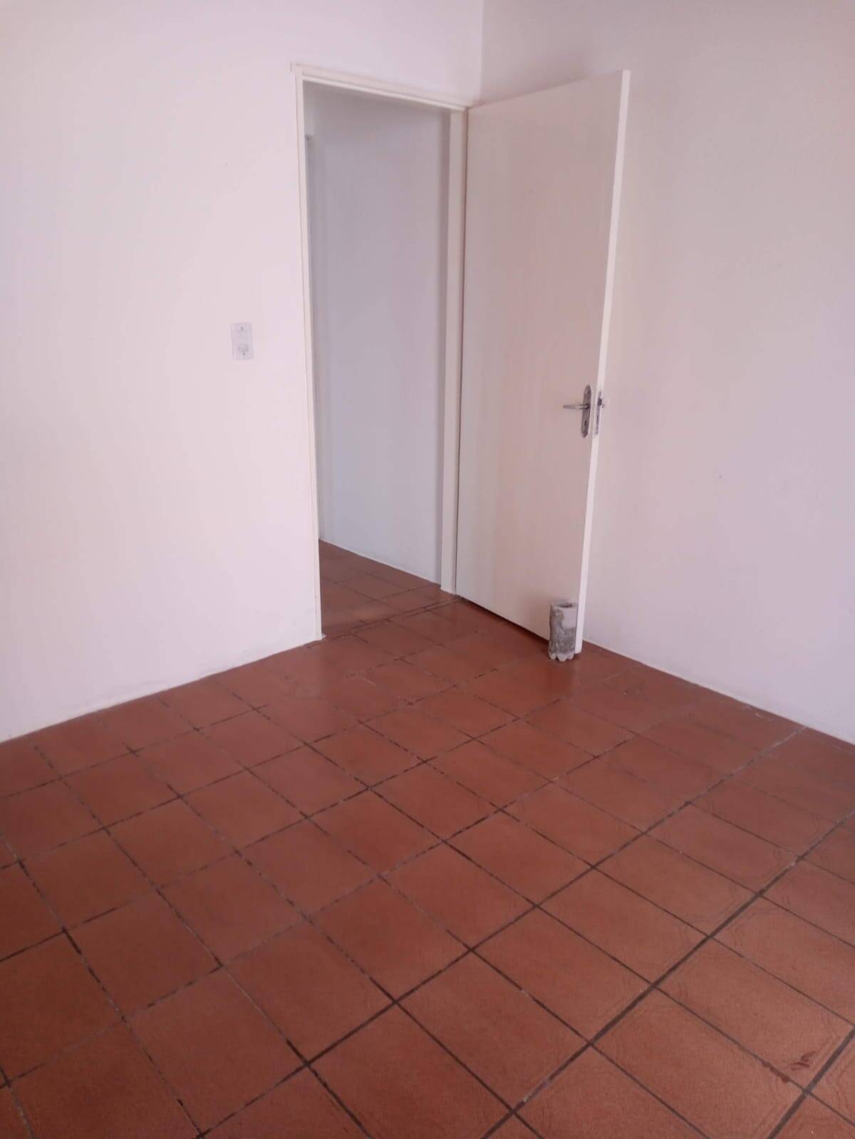 Depósito-Galpão-Armazém à venda com 4 quartos, 250m² - Foto 32