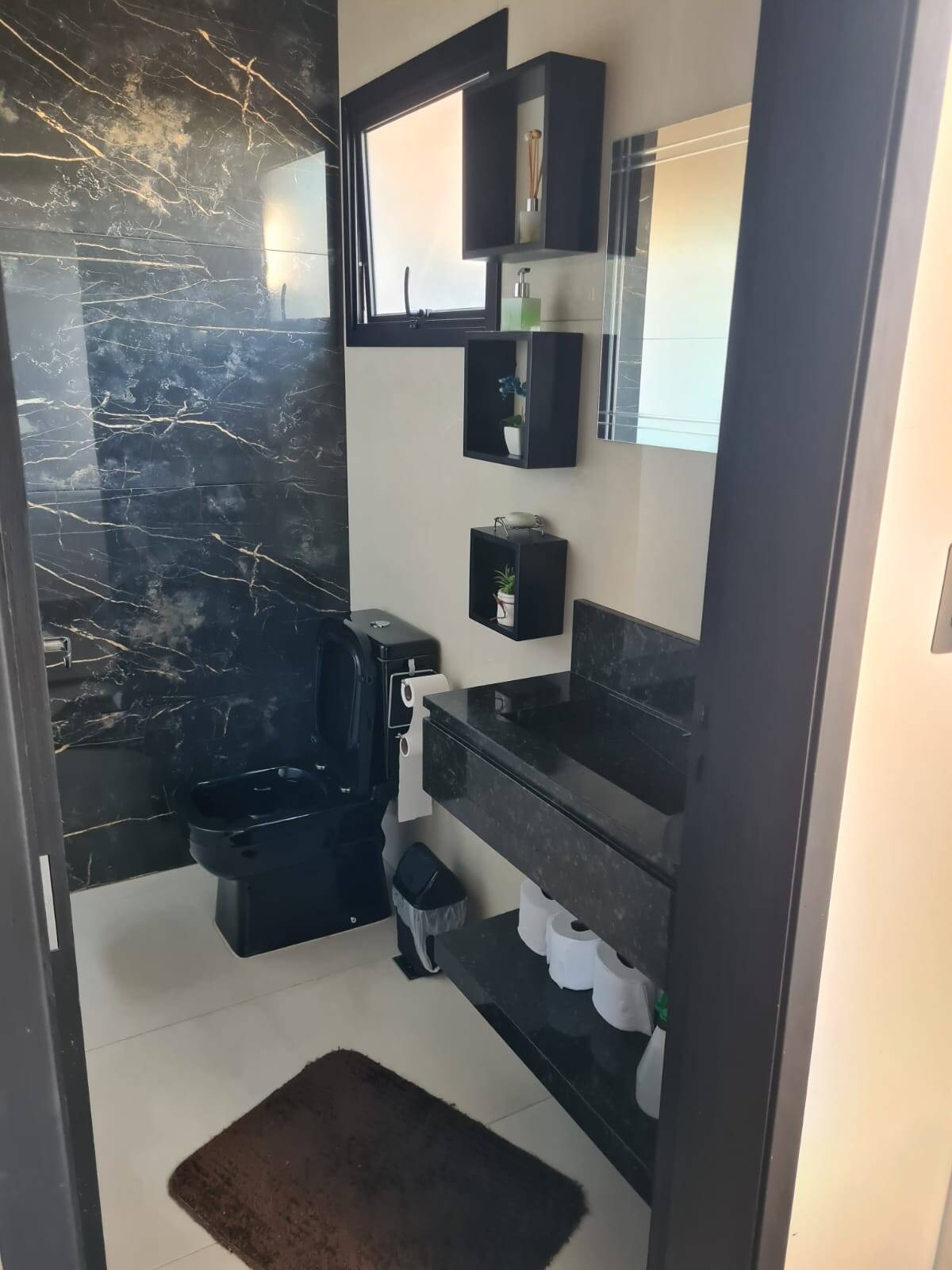 Casa de Condomínio à venda e aluguel com 3 quartos, 250m² - Foto 15