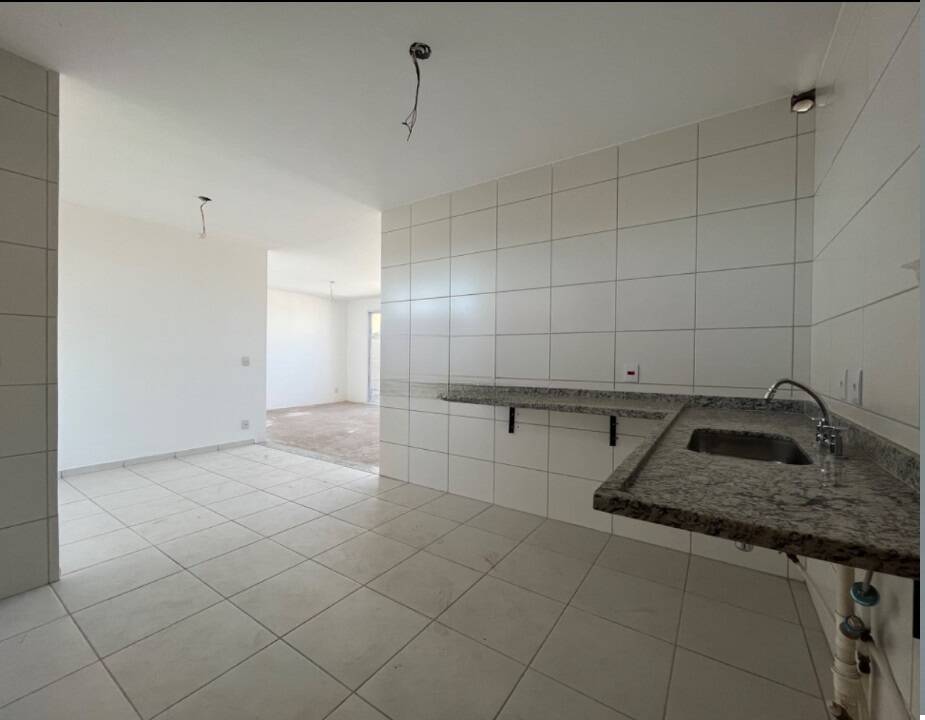 Depósito-Galpão-Armazém à venda com 4 quartos, 230m² - Foto 4