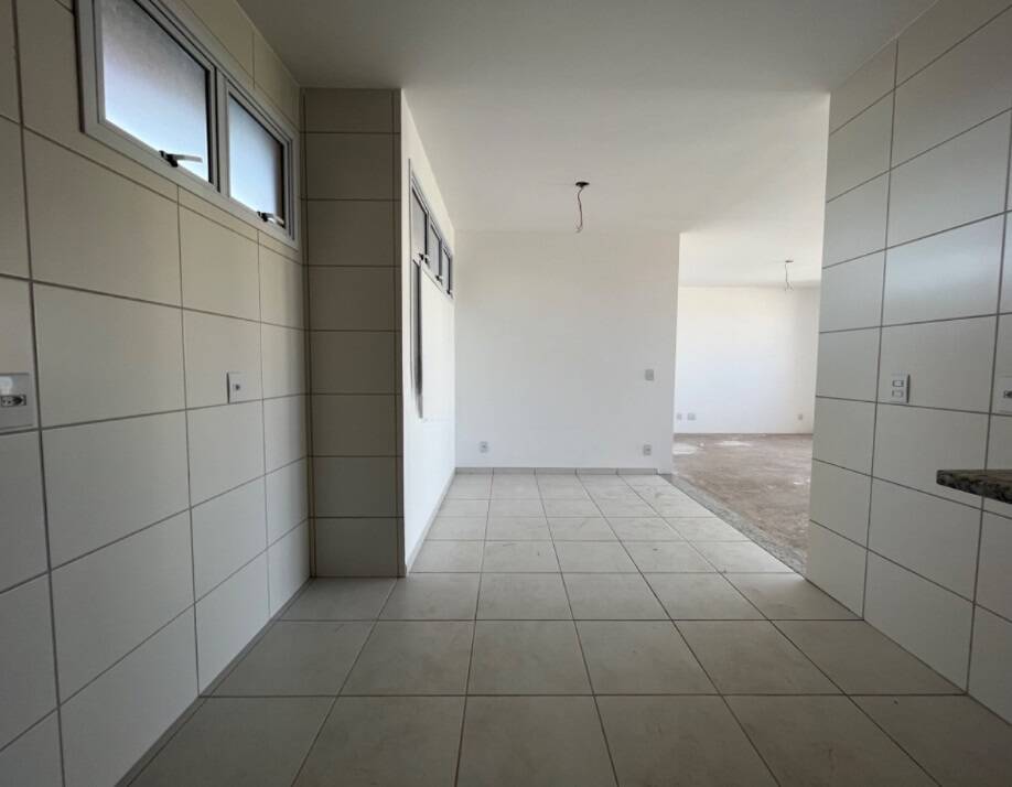 Depósito-Galpão-Armazém à venda com 4 quartos, 230m² - Foto 5
