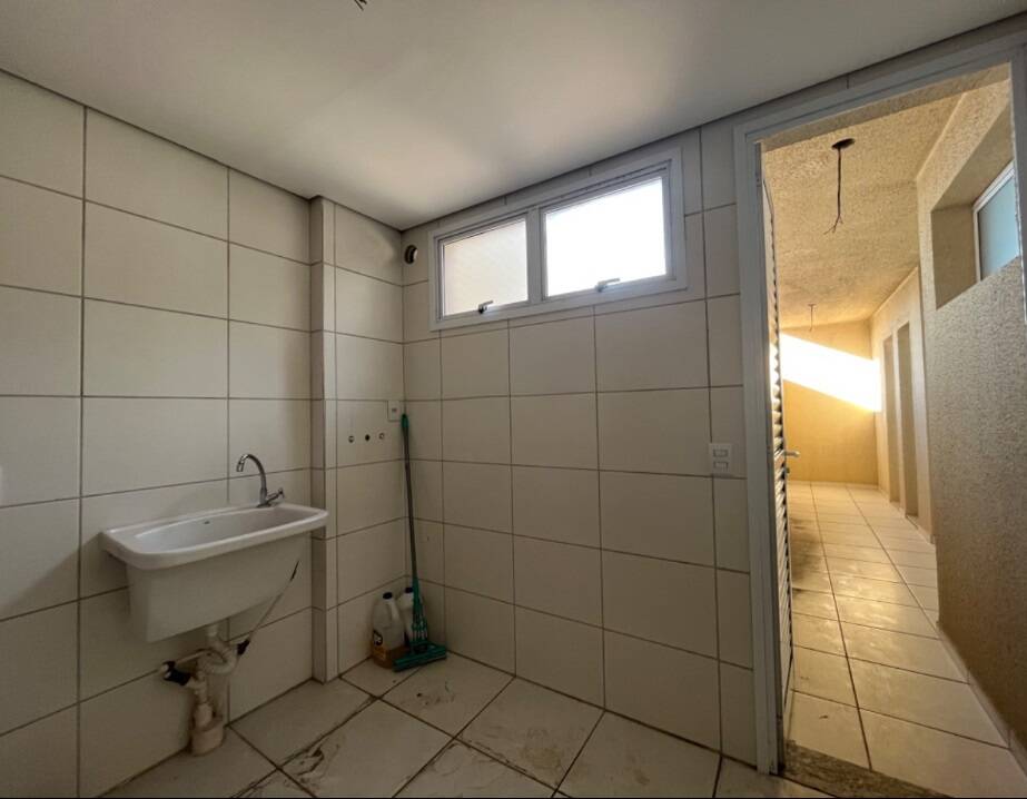 Depósito-Galpão-Armazém à venda com 4 quartos, 230m² - Foto 24