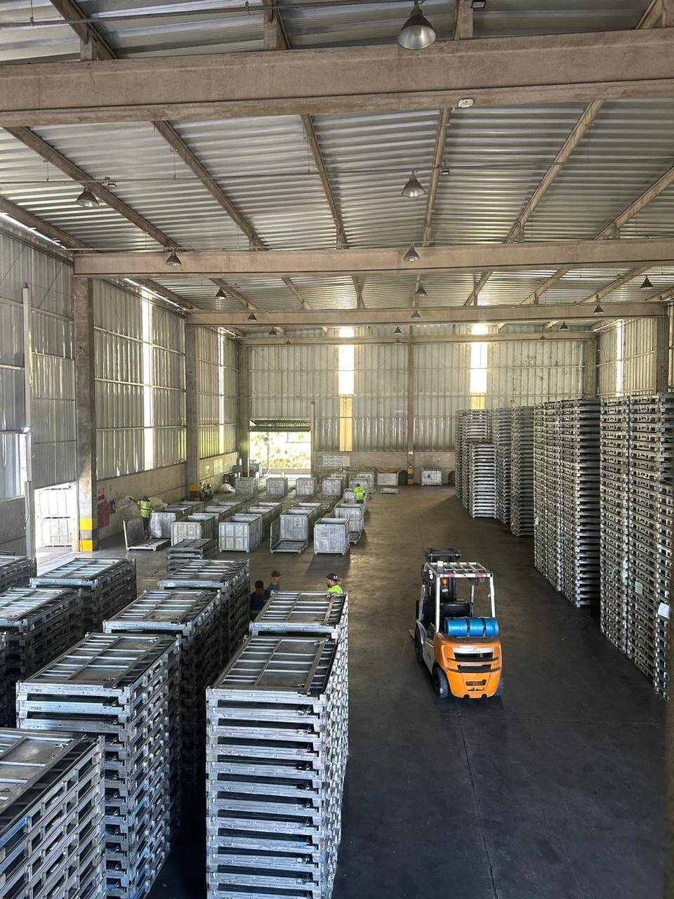 Depósito-Galpão, 1650 m² - Foto 2