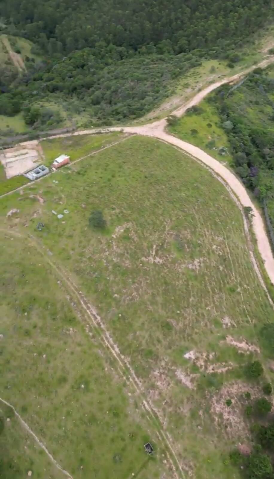 Terreno, 14 hectares - Foto 2