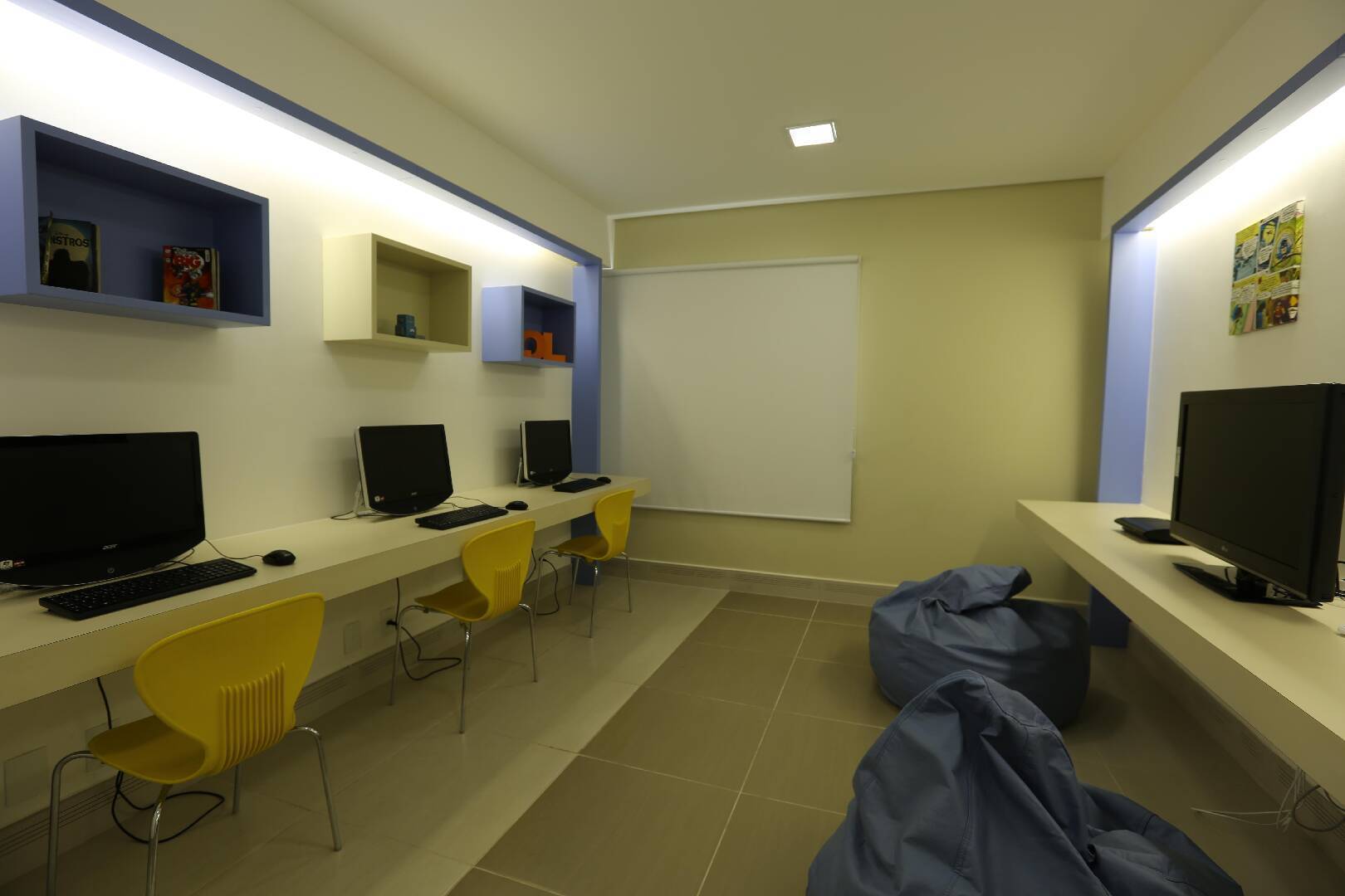 Depósito-Galpão-Armazém à venda com 3 quartos, 131m² - Foto 26