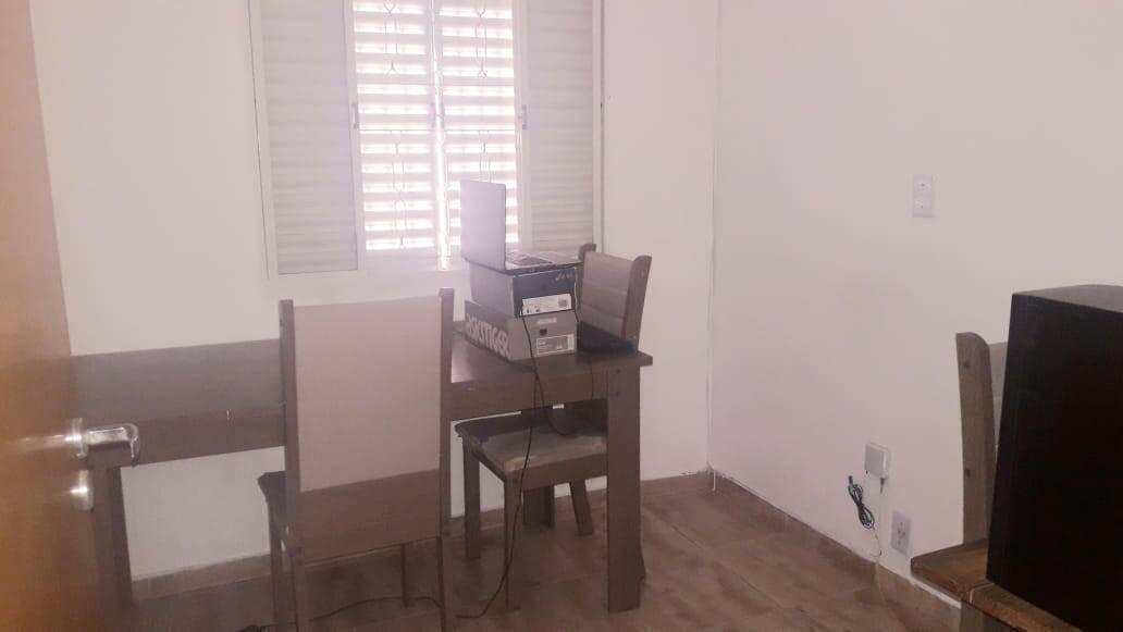 Casa, 4 quartos, 229 m² - Foto 8