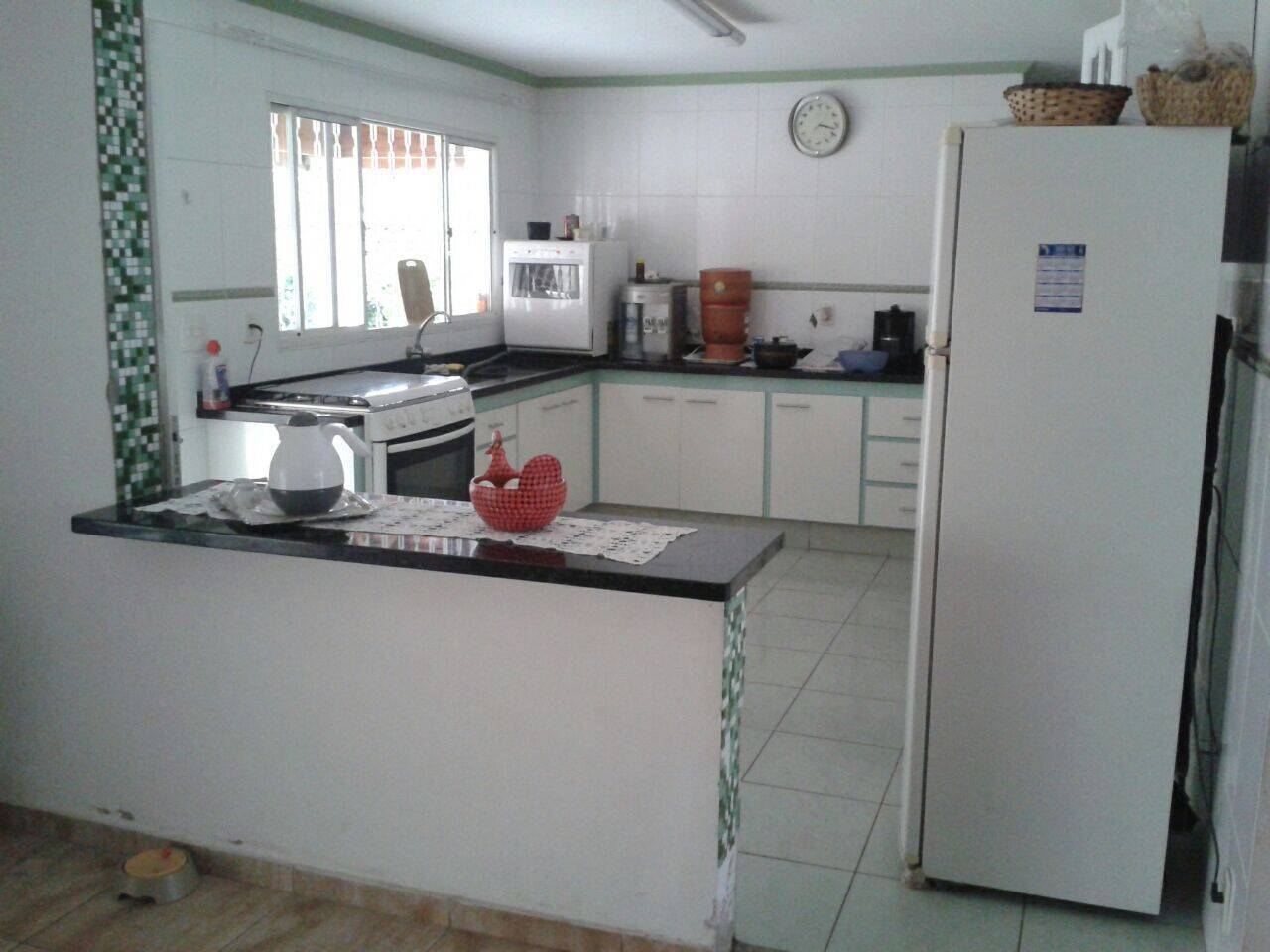 Casa, 4 quartos, 229 m² - Foto 1