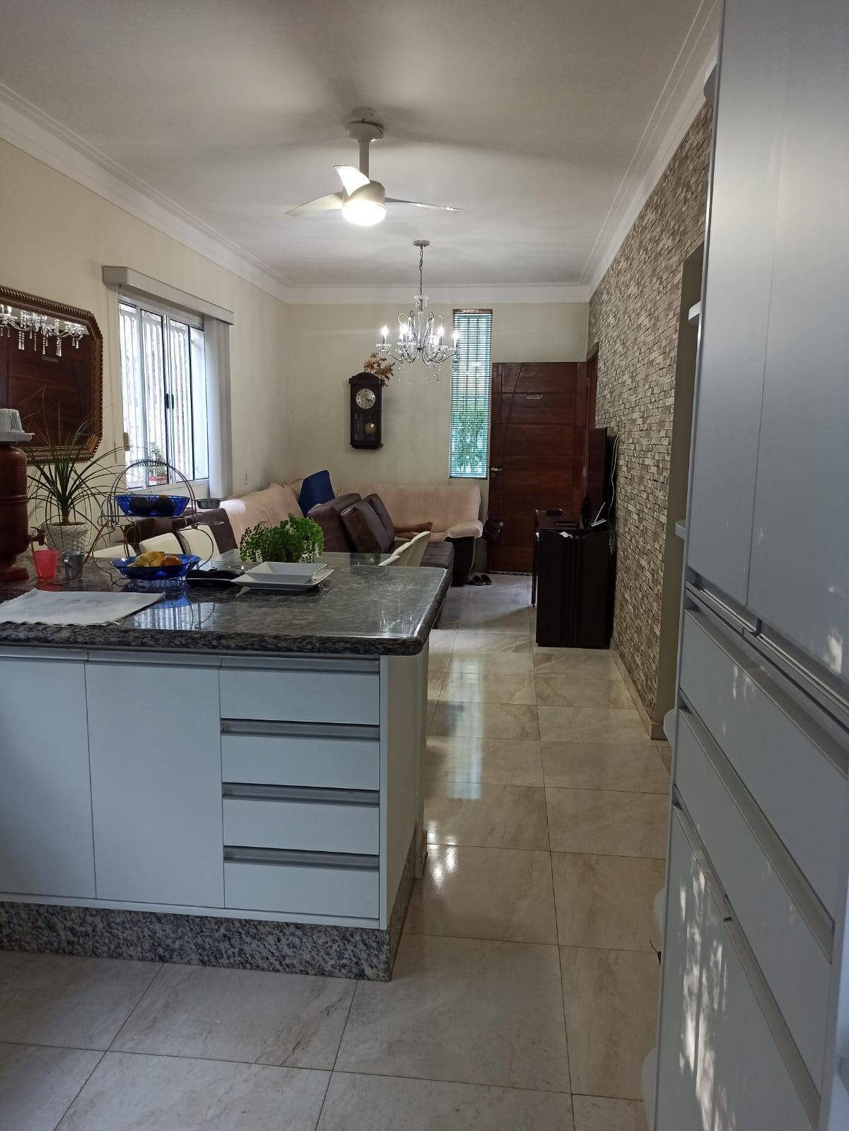 Depósito-Galpão-Armazém à venda com 4 quartos, 84m² - Foto 2