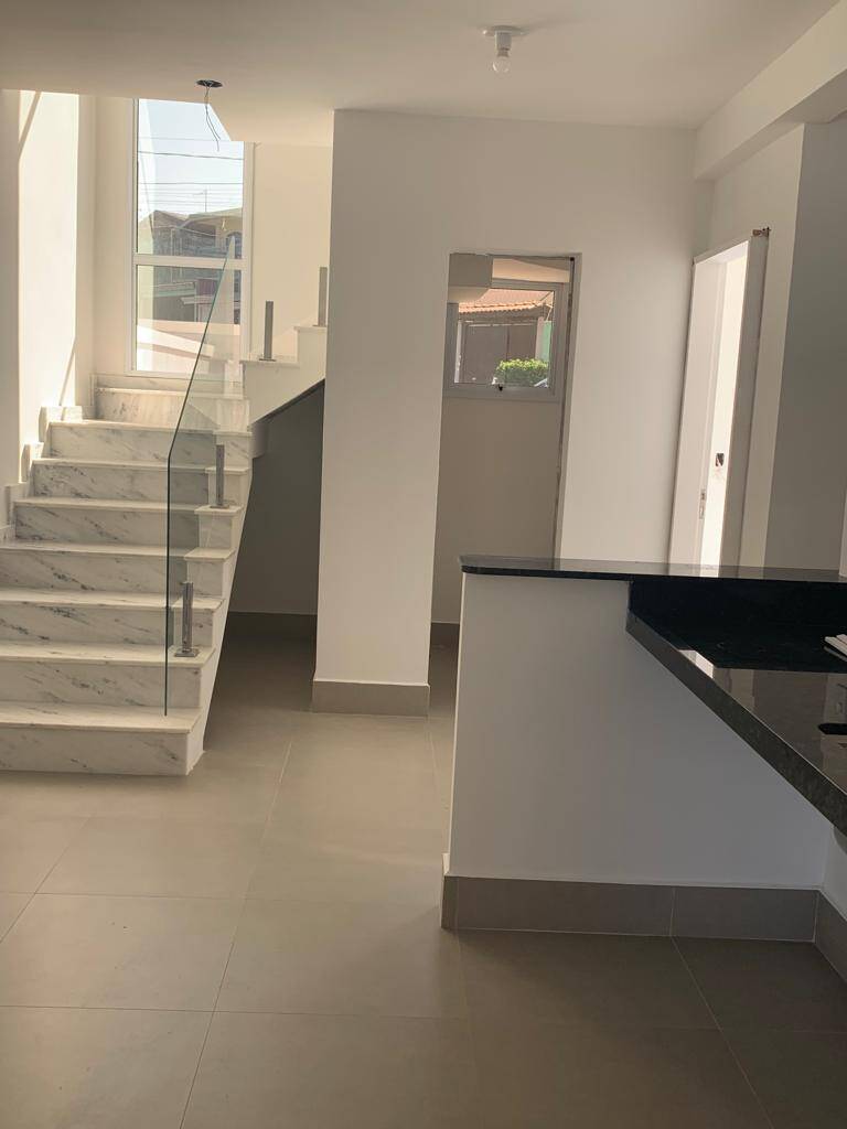 Depósito-Galpão-Armazém à venda com 3 quartos, 110m² - Foto 2