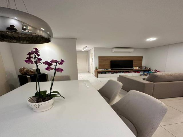 Apartamento para Venda em Jundiaí - 2